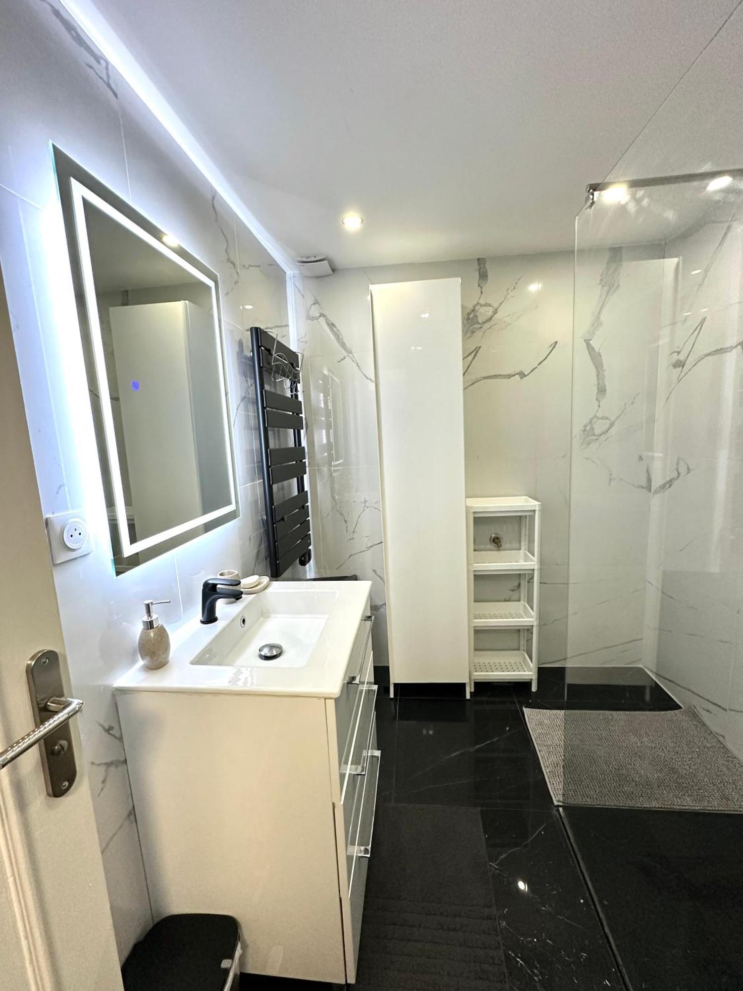 Une Belle Maison Avec 2 Chambre Croix Exteriör bild